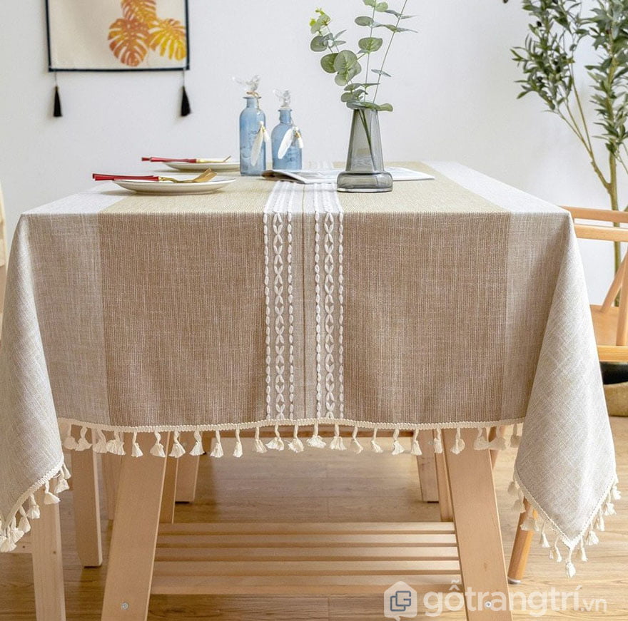 Khăn trải bàn bằng vải