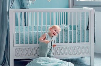 Quây cũi cho bé 1 tuổi
