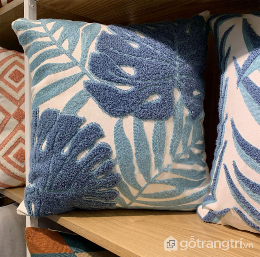 GOI-TUA-GHE-SOFA-DEP-HOA-TIET-AN-TUONG-GHO-124