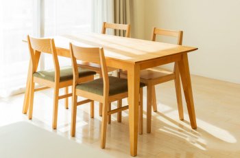 bàn ghế gỗ hiện đại