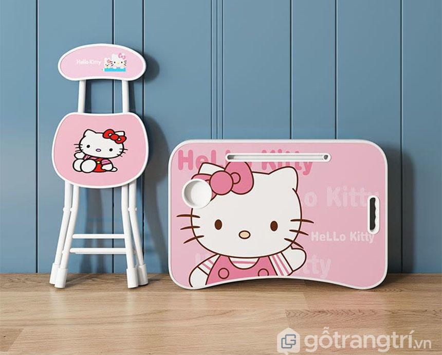 bàn học hello kitty