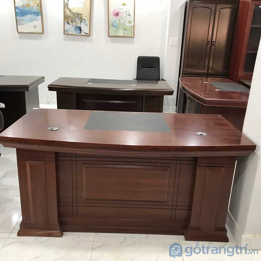 bàn giám đốc