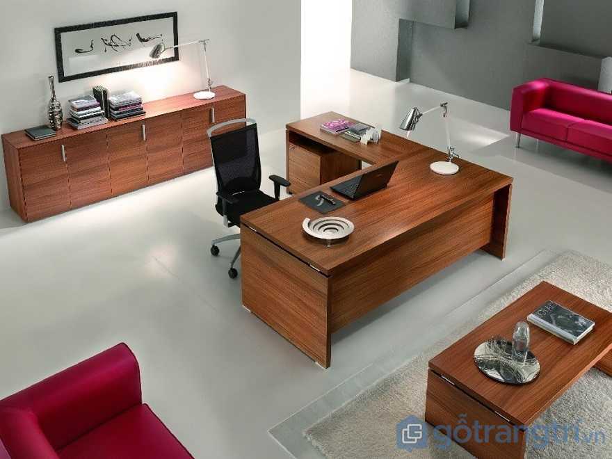 Bàn giám đốc chữ L