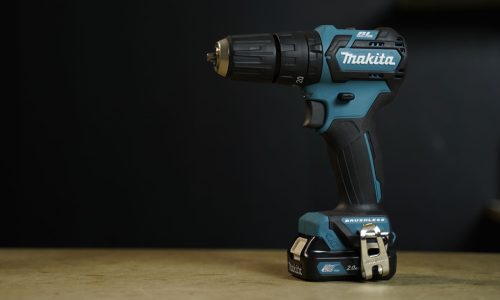 may-khoan-pin-makita
