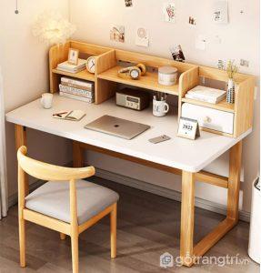 Bàn học nhỏ gọn