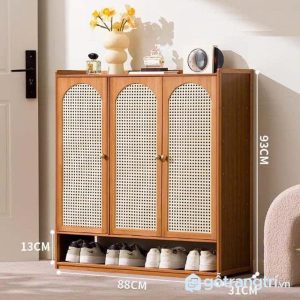 2 tủ giày gỗ mây đan