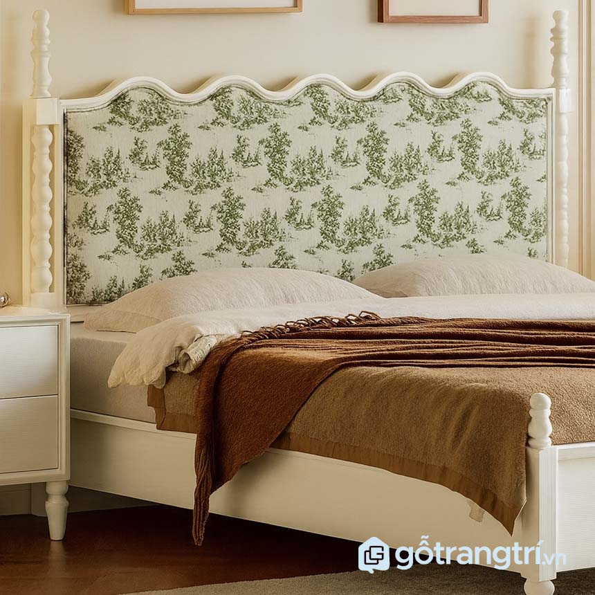 Giường ngủ gỗ tân cổ điển