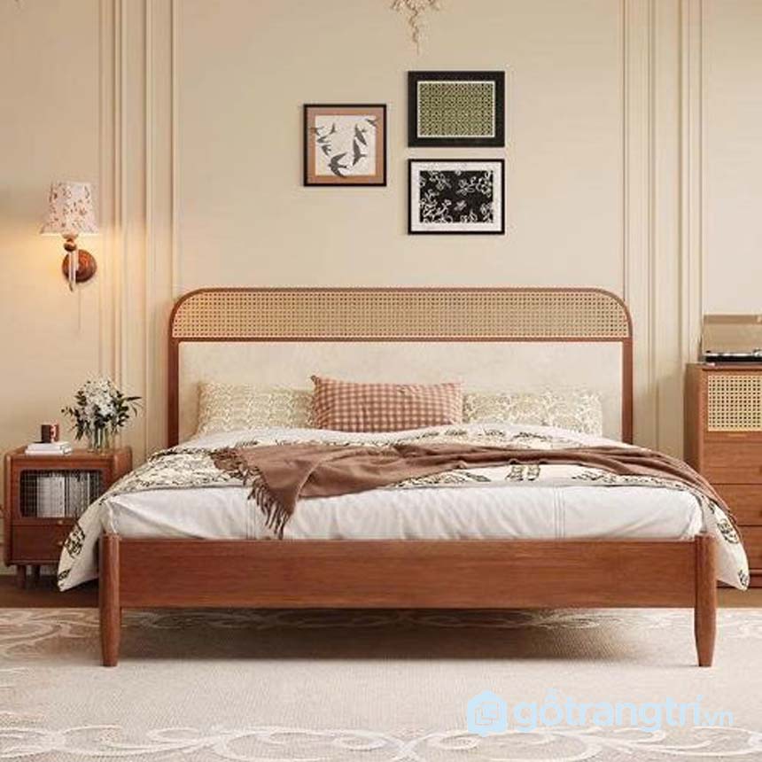 Giường gỗ hiện đại chân cao