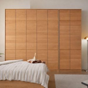 avar tủ quần áo kịch trần