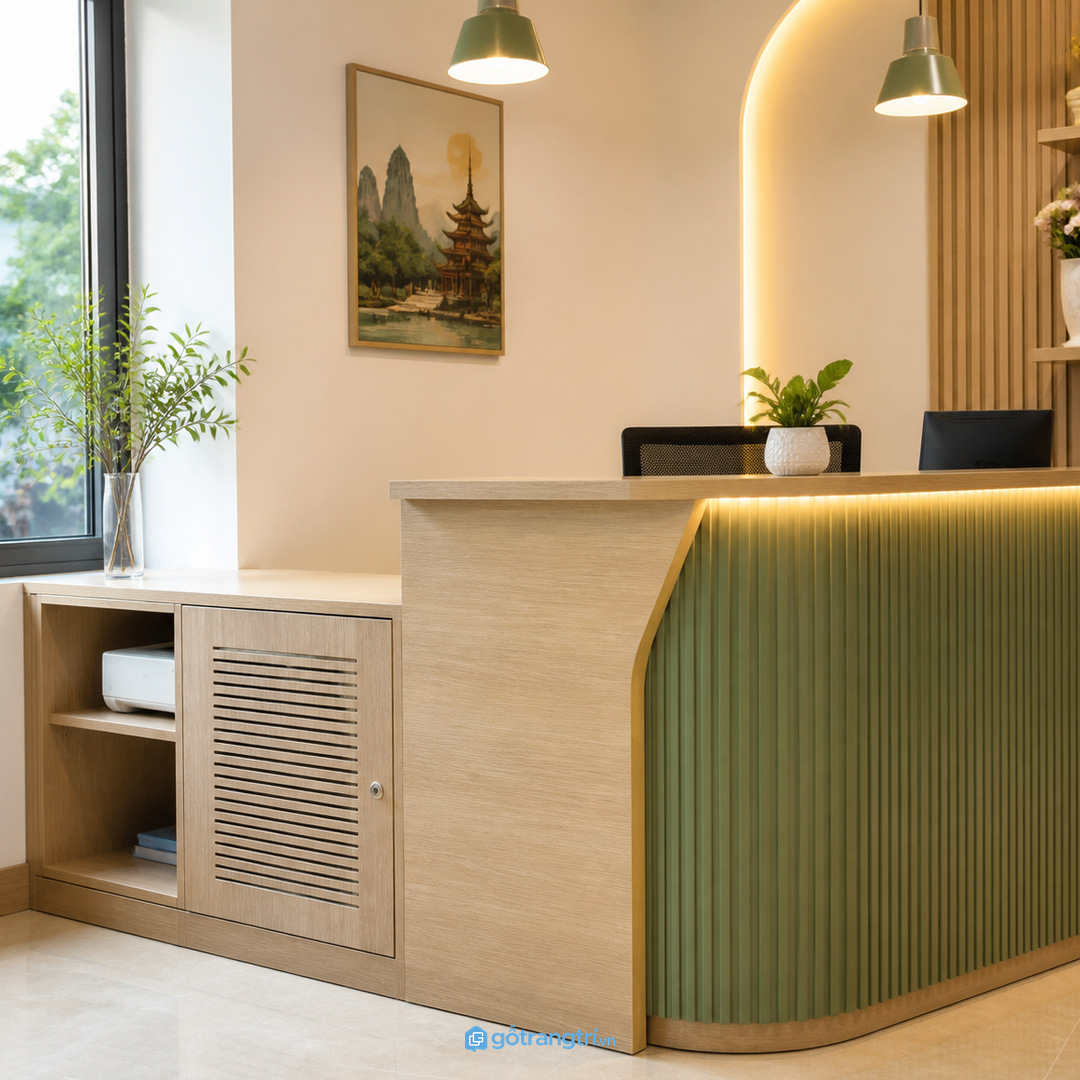Showroom nhỏ nên giấu tủ camera đồng bộ với quầy và tủ hồ sơ