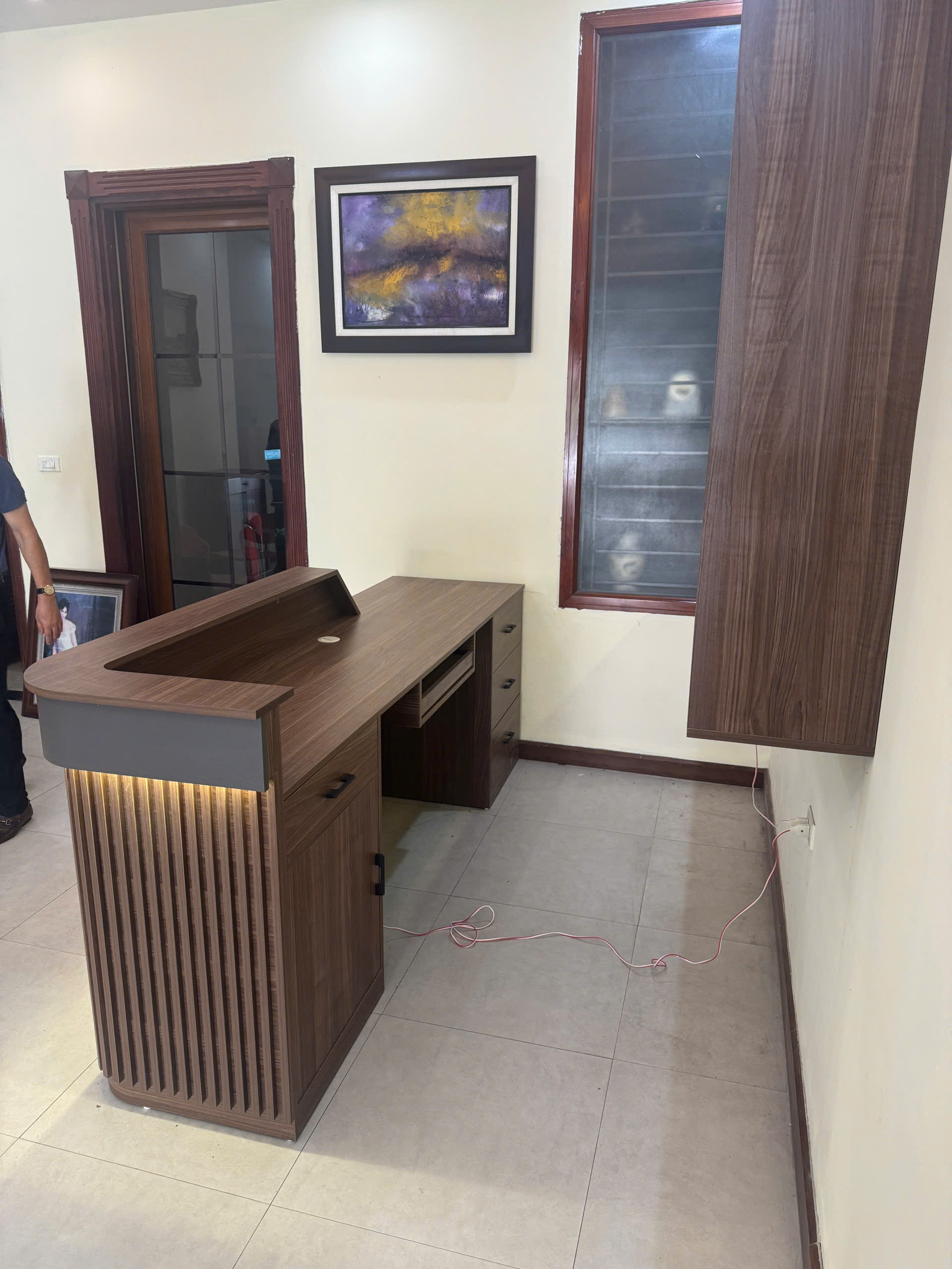 Ảnh khách hàng đánh giá Mẫu kệ quầy bar đẹp sang trọng GHS-41980
